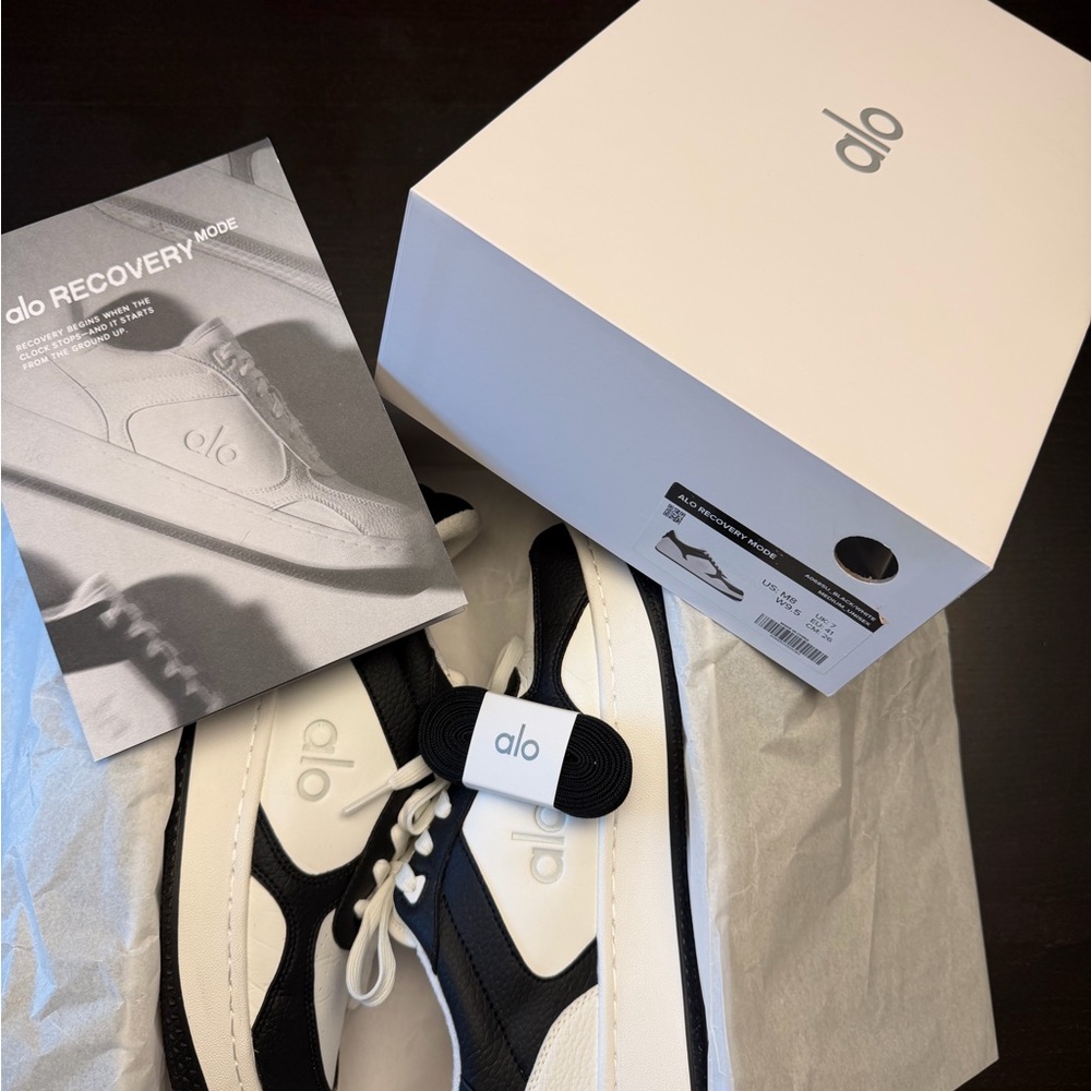 ALO Recovery Mode Woman/Men's Sneakers - Picture 5 of 6